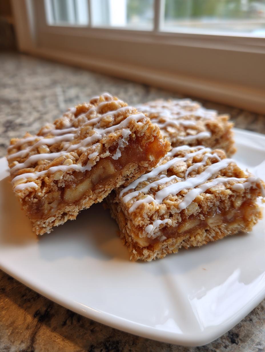 Amazing Apple Cinnamon Oat Bars: 1 Easy Joy 5 Apple Cinnamon Oat Bars - detail 1