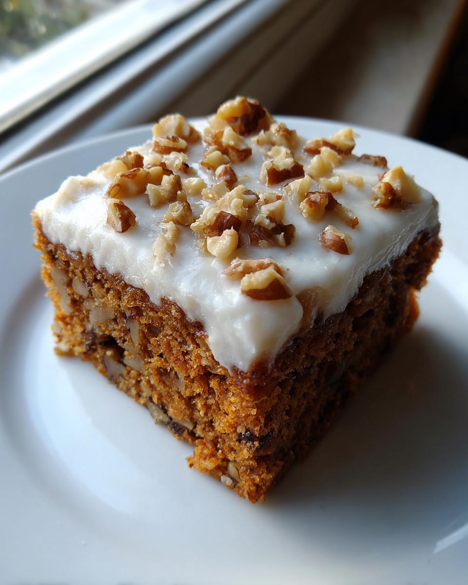 Perfect banana bars: 1 amazing nutty dessert 7 banana bars, nutty dessert, quick bread bars, American classic dessert - detail 2